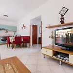 Apartamento Andela Pula