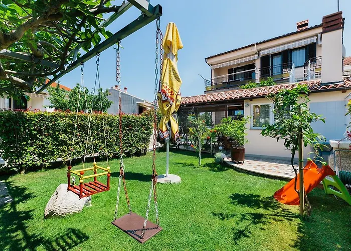 Andela Апартаменты Пула