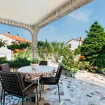 Apartment Andela Pula
